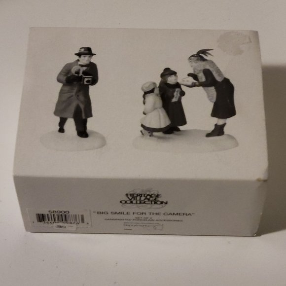 Vintage Department 56 Big Smile for the Camera Set of 2 Figurines NOS - Picture 1 of 6
